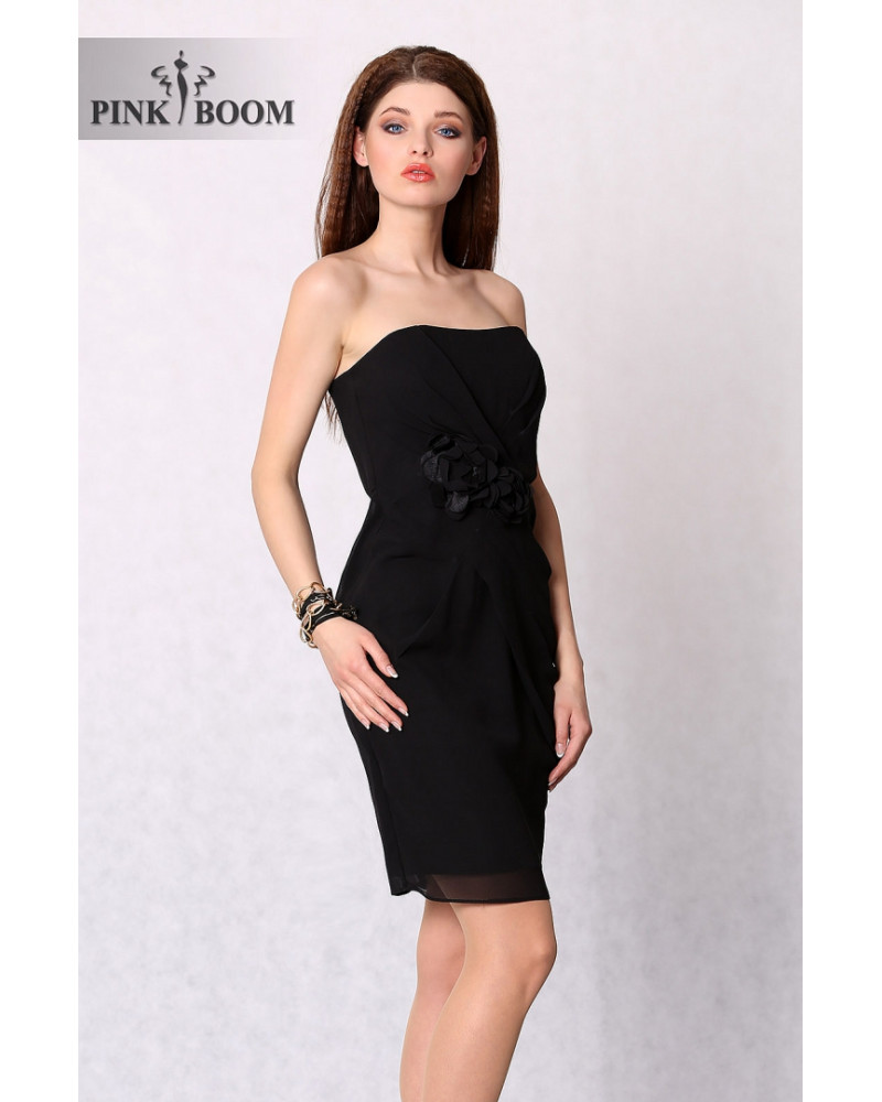 4228-2 Cocktailkleid mit kunstvollen rose - schwarz