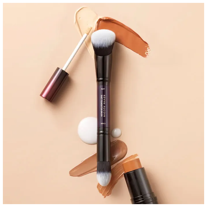 Kevyn Aucoin Duet Foundation Brush