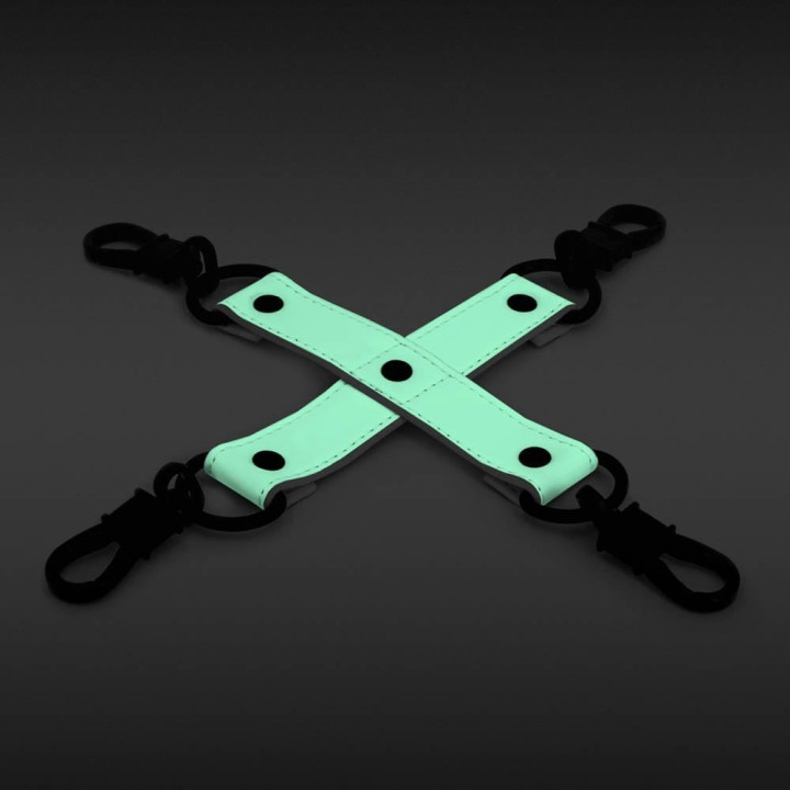GLO Bondage - Hog Tie - Green_B15O25_2