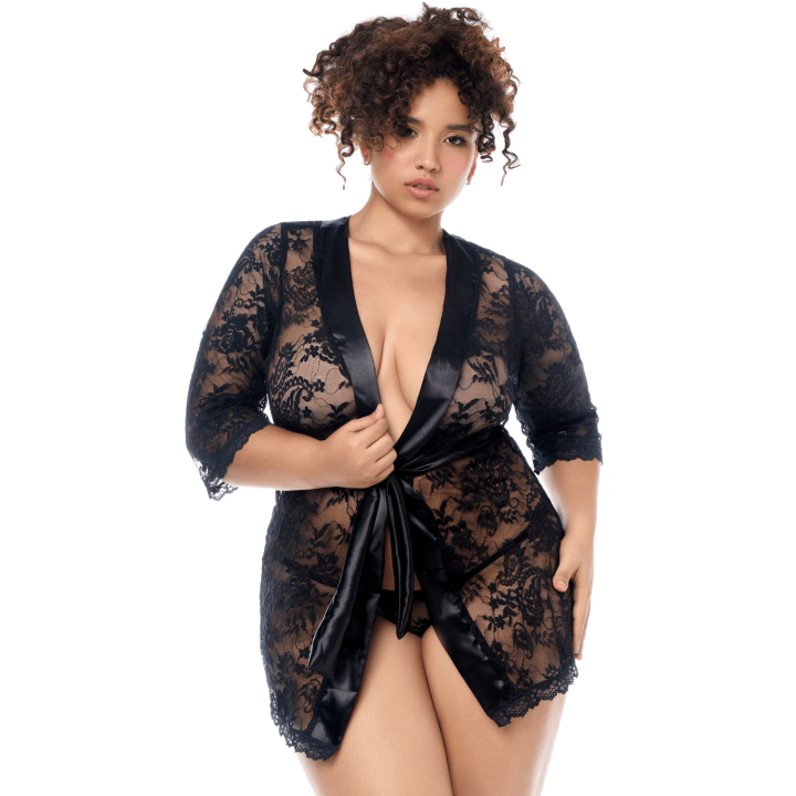 Peignoir en dentelle grande taille Mapalé avec string assorti