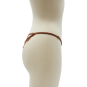 String taupe en dentelle avec bijou cœur doré