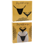 String noir en dentelle avec bijou cœur doré