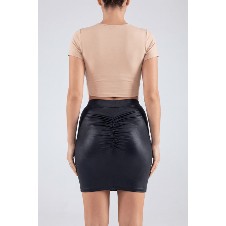 Jupe courte noire Kyra avec zip fonctionnel sur le côté