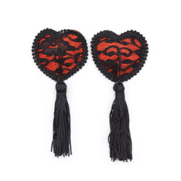 Paire de cache tétons adhésifs en forme de cœur avec dentelle noire et pompom