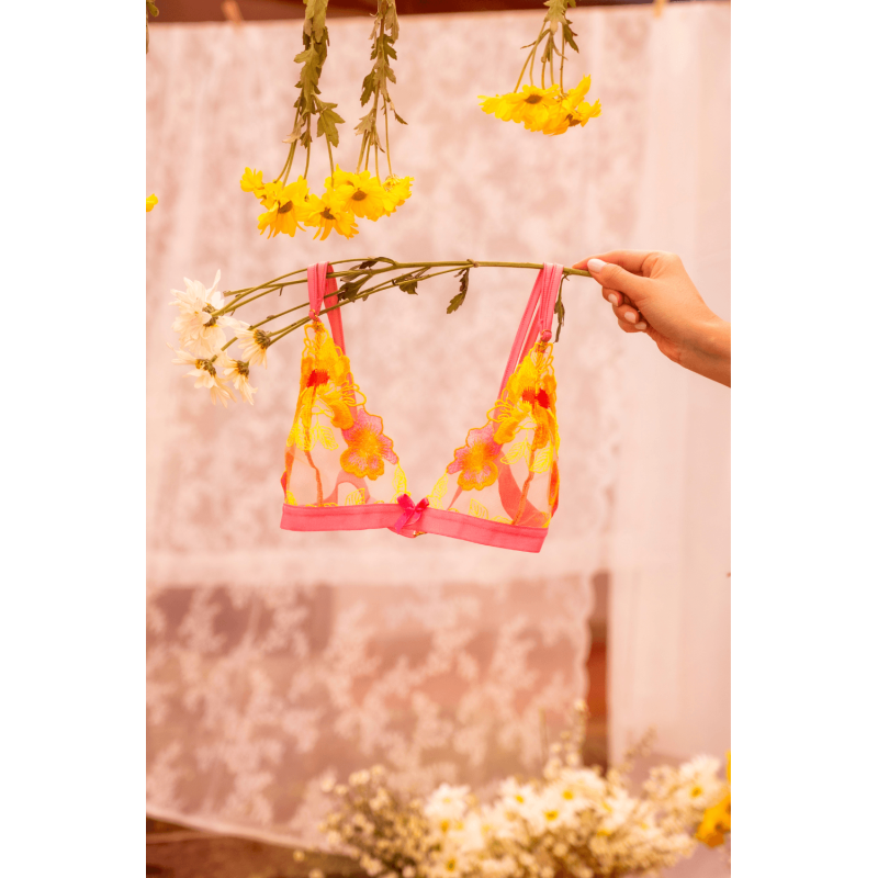 Ensemble lingerie rose et jaune en maille transparente brodée – Mapalé