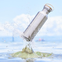 Pandoo Nerezová lahev na vodu s bambusovým víčkem 750 ml