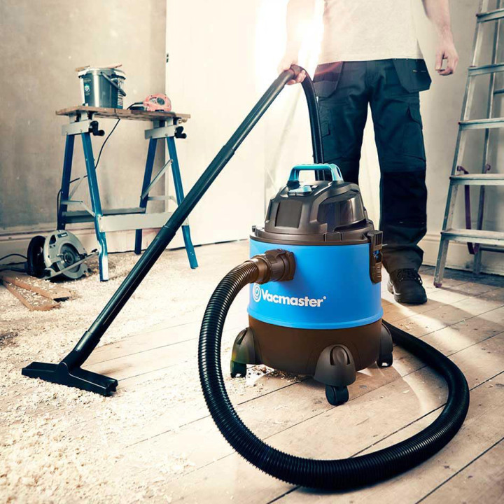 Aspirateur eau et poussières 1250W - 20L plastique - 18 Kpa avec soufflerie - Vacmaster