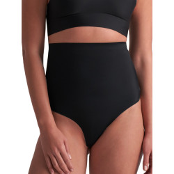 String taille ultra haute invisible