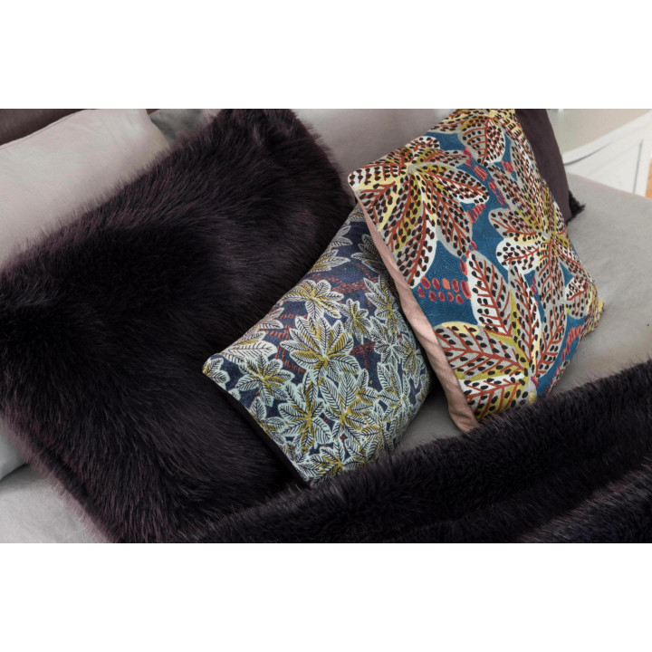 Coussin brodé Ariane Pétrole 45 x 45
