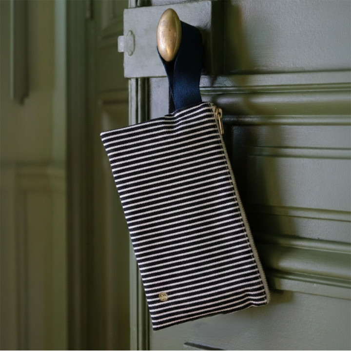 Handgelenk-Clutch Basile Caviar 14 X 24
