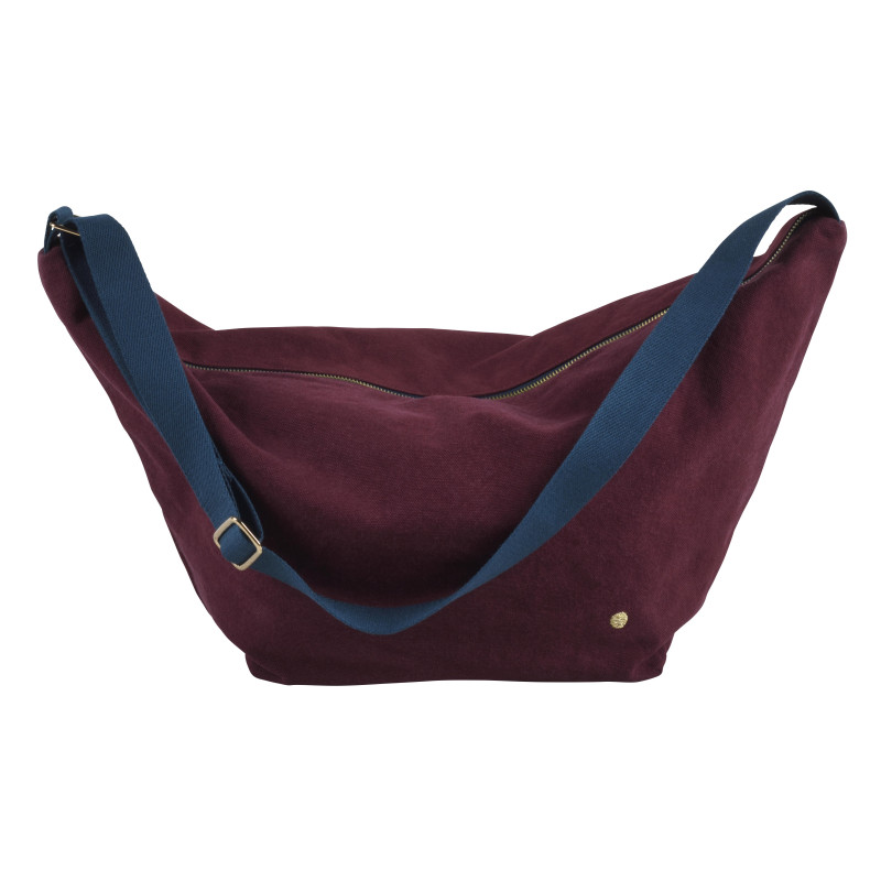 Bolso media luna Iona Wine 53 X 28 X 12 Bolso media luna Iona Wine 53 X 28 X 12