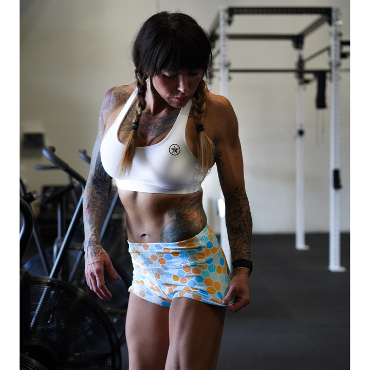 Short femme multicolore HONEYCOMB| SAVAGE BARBELL — Multicolor · Taille M