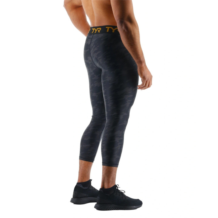 Legging homme COMPRESSION CROP - BLACKOUT CAMO | TYR — NOIR CAMO · Taille S