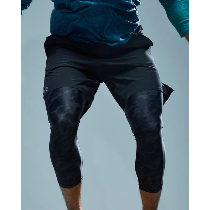 Legging homme COMPRESSION CROP - BLACKOUT CAMO | TYR — NOIR CAMO · Taille S