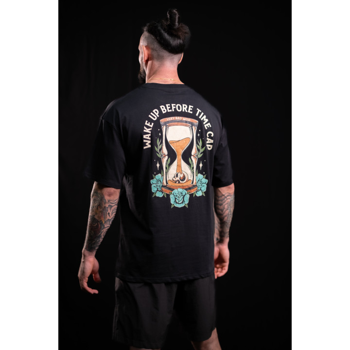 T-Shirt oversize unisexe noir WAKE UP BEFORE TIME CAP | VERY BAD WOD — Noir · Taille XL