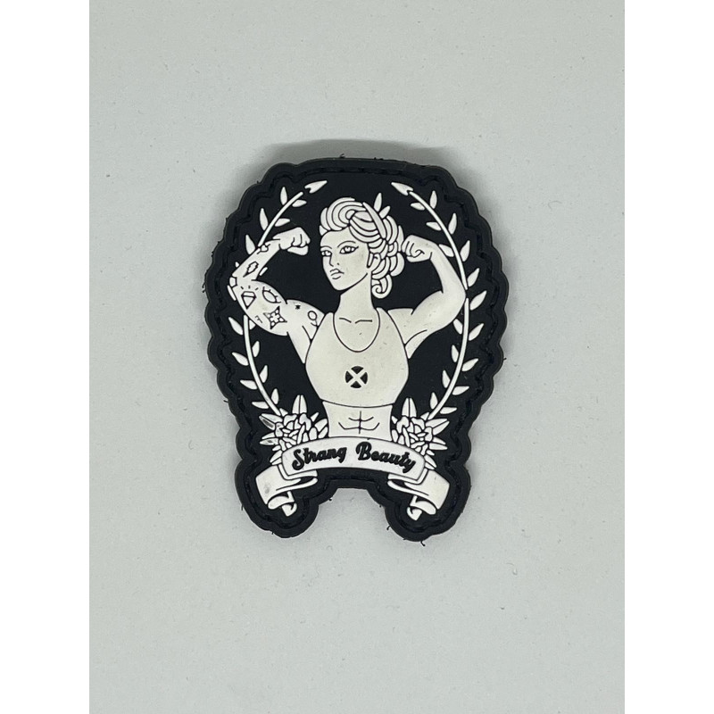 Patch PVC 3D velcro noir STRONG BEAUTY | VERY BAD WOD — Noir · Taille TU