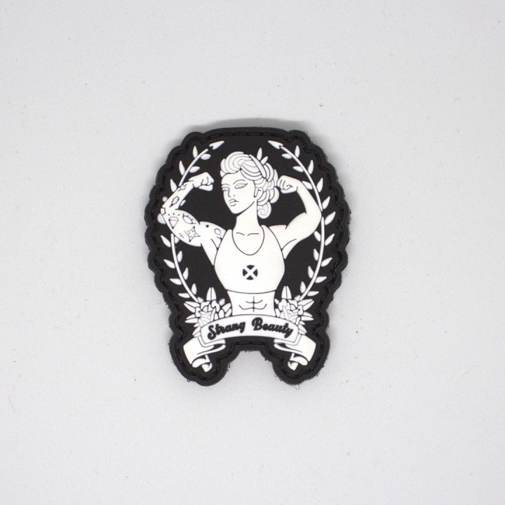 Patch PVC 3D velcro noir STRONG BEAUTY | VERY BAD WOD — Noir · Taille TU