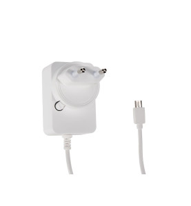 CHARGEUR UNIVERSEL AVEC CONNEXION MICRO USB - 5 VCC - 2.5 A - AVEC 4 F