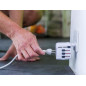 Adaptateur pour voyages dans le monde entier avec fiches de terre 7 A