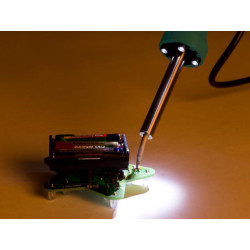 FER À SOUDER HAUTE QUALITÉ AVEC 4 LEDs - 30 W / 230 VCA