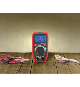 Petit multimètre numérique robuste - CAT III - 600 V - 7 fonctions - V