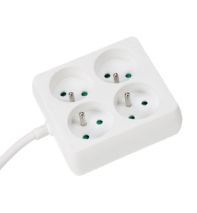 BLOC MULTIPRISE, 4 PRISES - CARRÉ - CÂBLE DE 1.5 m - BLANC - TERRE FRA