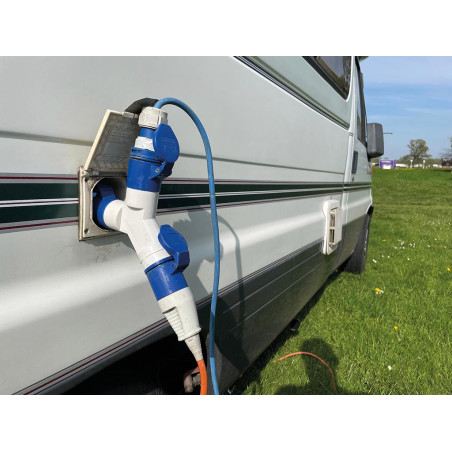 CÂBLE ADAPTATEUR AVEC FICHE SCHUKO VERS PRISE CEE - 3 m