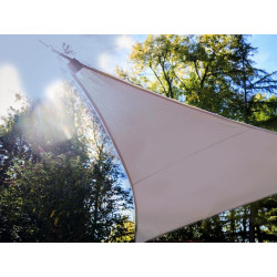 VOILE SOLAIRE AVEC CONTOUR LED - TRIANGULAIRE - 3.6 x 3.6 x 3.6 m - TAUPE